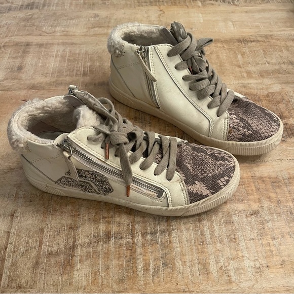 Dolce Vita High Top Sneakers - Picture 2 of 8